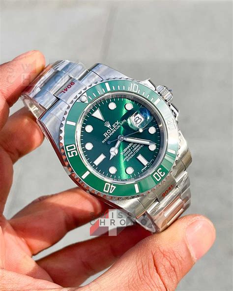 rolex submariner date grüne lünette hulk|rolex hulk submariner value.